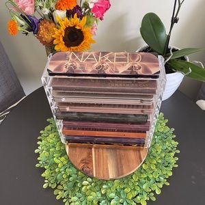 Urban Decay Naked 9 pallet set with organizer